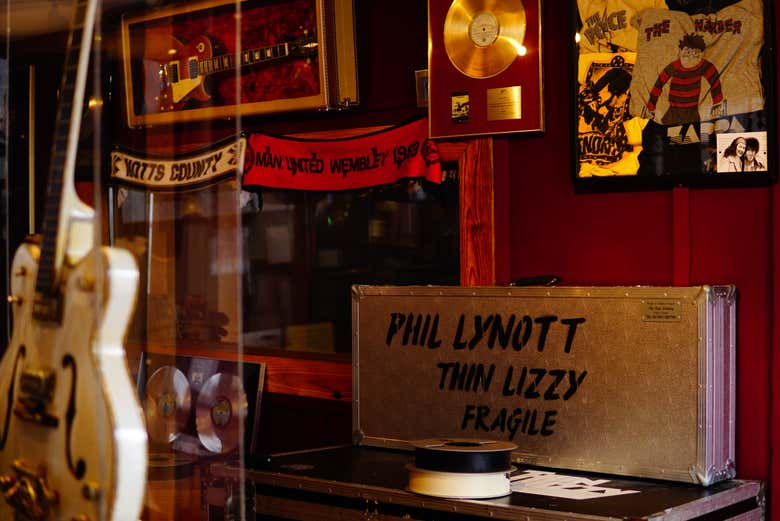 Discover the history of Thin Lizzy
